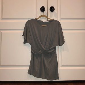 A business casual front tie shirt